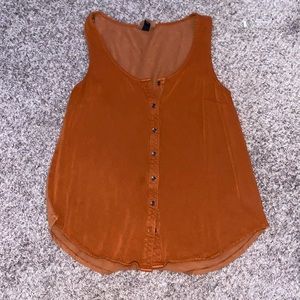 Fall Tank-Top (orange with dark grey buttons)